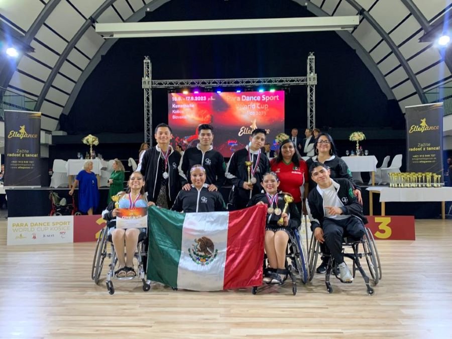 Hidalguenses Conquistan el Mundial de Para Danza Deportiva