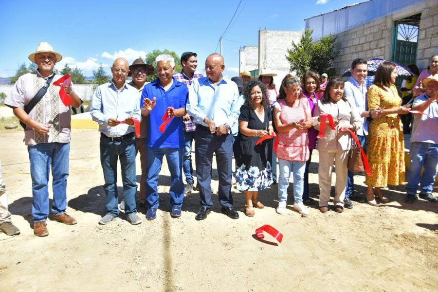 Mandatario Jorge Márquez Alvarado Entregó Nuevos Beneficios de Obra Pública Para Ahuehuetitla
