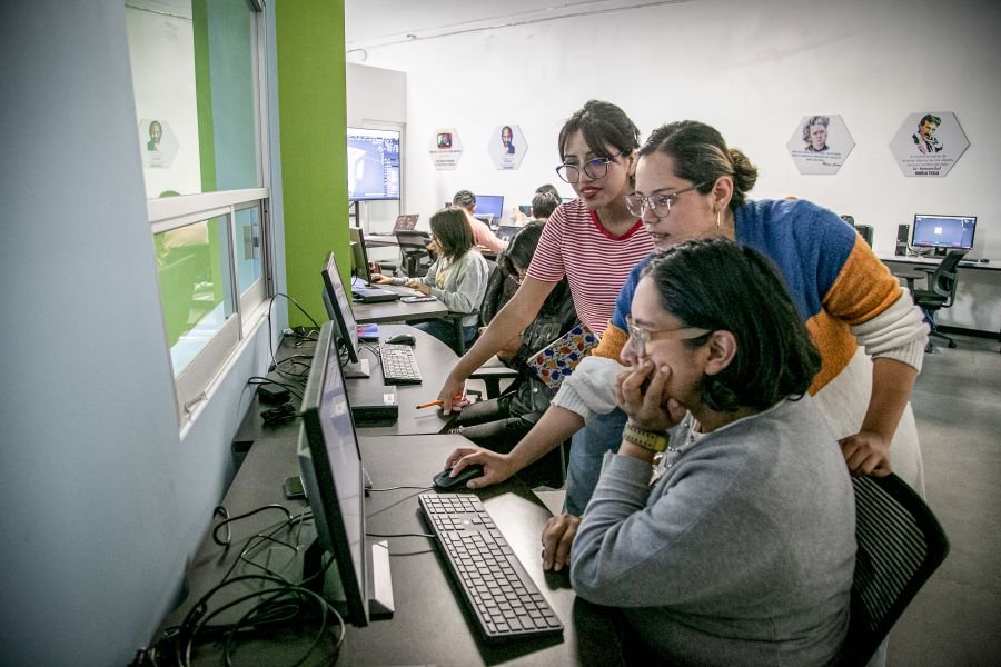 Declaración Anual de las Personas Físicas Correspondiente al Ejercicio Fiscal 2025 del 1 al 30 de Abril de 2026.