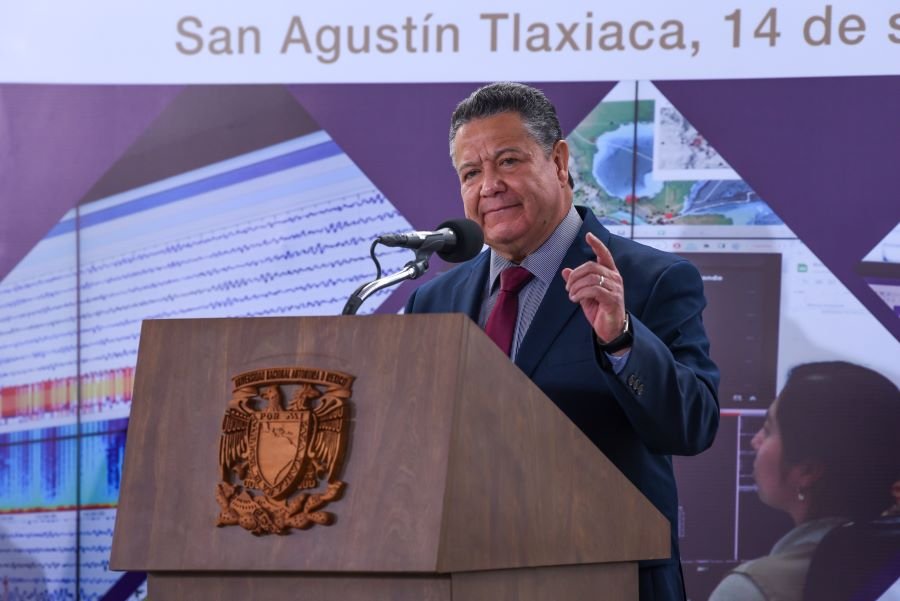 Julio Menchaca Apertura Centro Alterno de Monitoreo del Servicio Sismológico Nacional