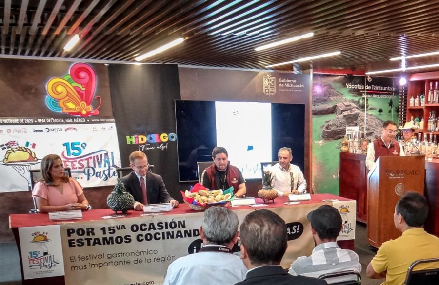 Con el “15vo Festival Internacional del Paste”, Real del Monte Abre Sus Puertas al Turismo