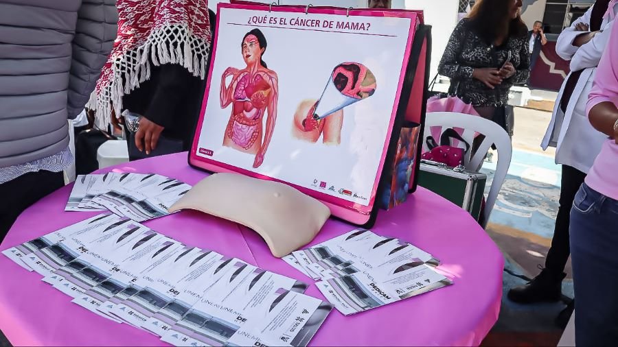 Continúan Actividades Del Mes Rosa Para Fomentar la Detección de Cáncer de Mama