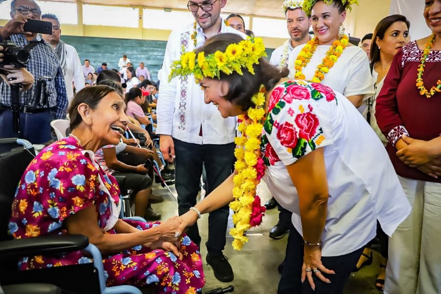 DIF Hidalgo Entregó Más de 400 Apoyos a Grupos Prioritarios de la Huasteca