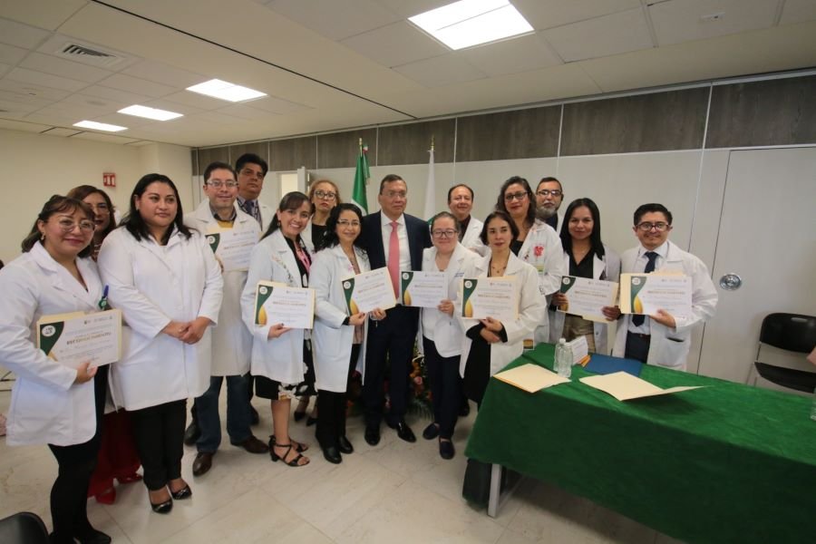 Entrega IMSS Hidalgo 101 Reconocimientos Por Atención de Calidad a Médicos y Cirujanos en Día de la Médica y del Médico