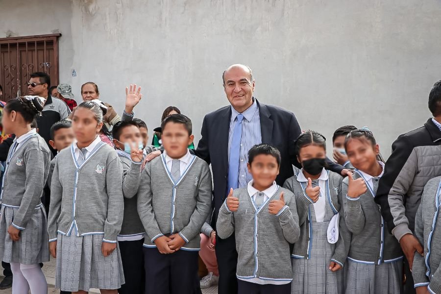 Entrega SEPH Beneficios En Favor De La Educación Indígena en Hidalgo