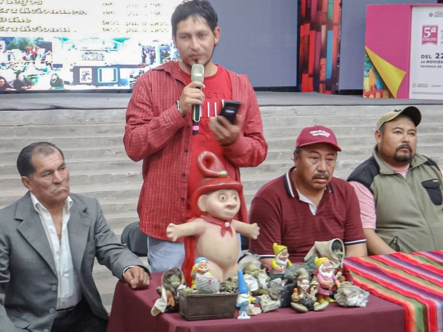 Feria en Mineral del Chico compila tradición con deportes de montaña