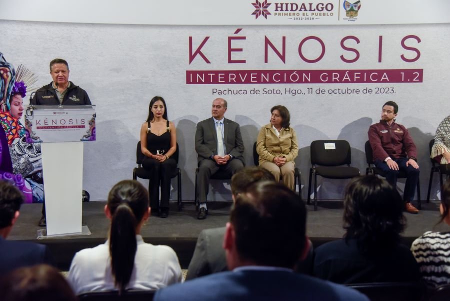 Inaugura Menchaca Salazar “Kénosis, Intervención Gráfica 1.2”, en el Edificio de Gobierno