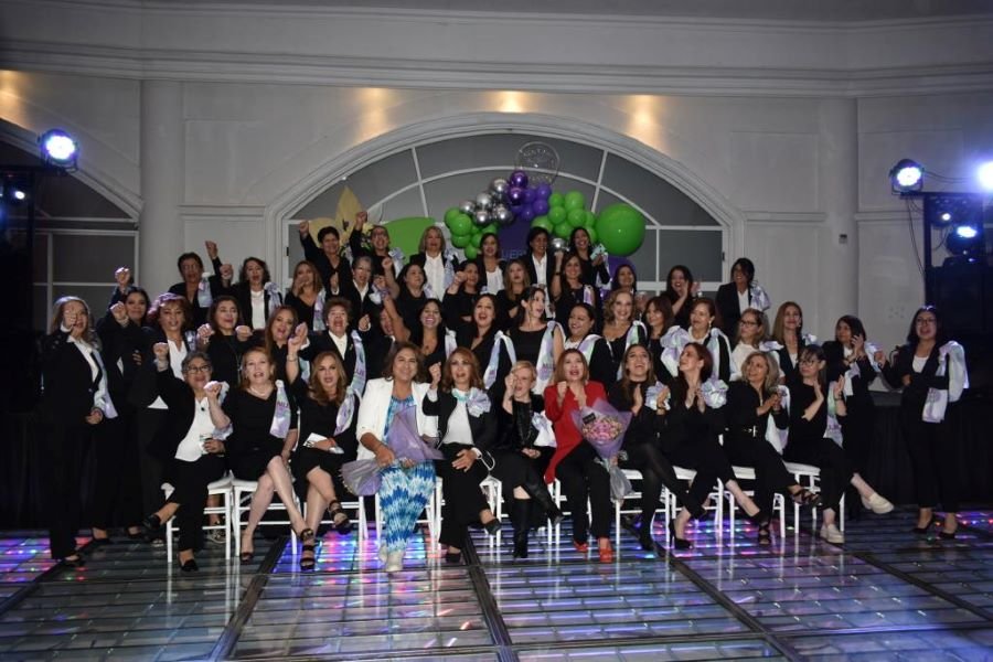 “La Causa de Las Mujeres No Tiene Colores Partidistas”