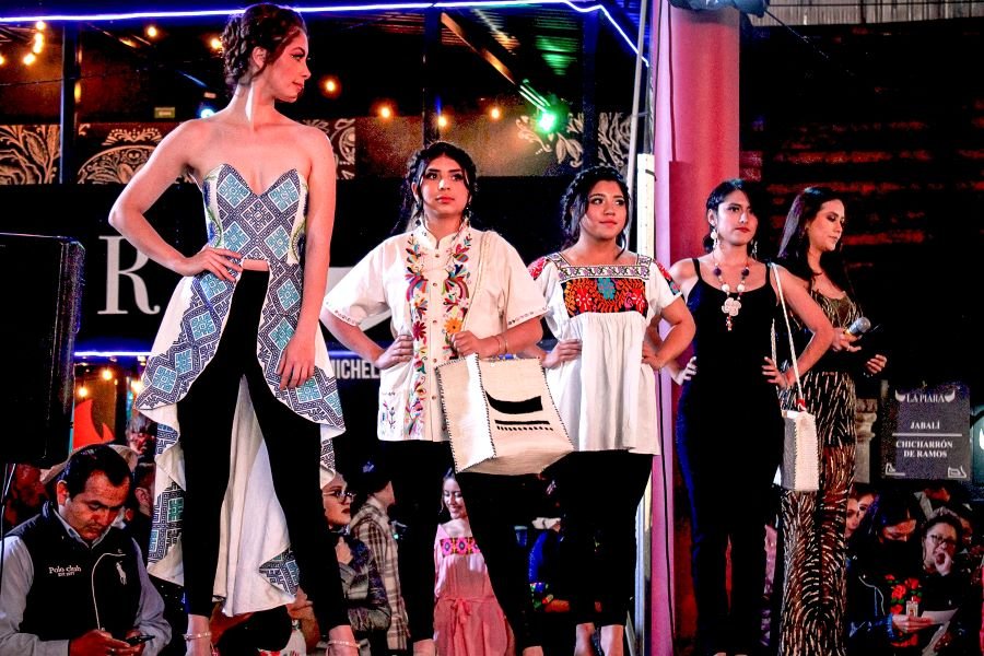 Sebiso Invita a Pasarela Artesanal en la Feria