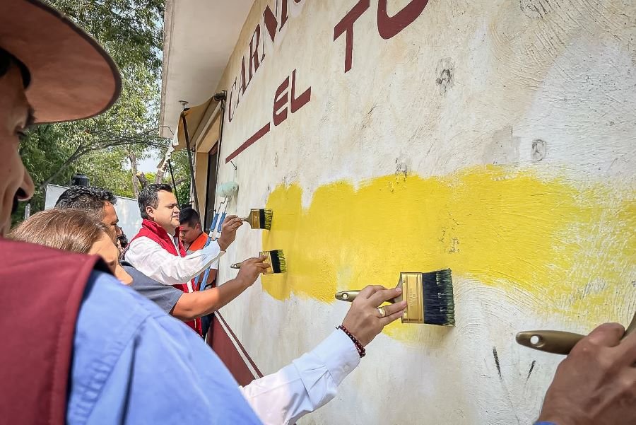 ¡Hidalgo se pinta de colores! Inician Trabajos de Pintura en Tres Pueblos Mágicos y el Barrio “El Arbolito