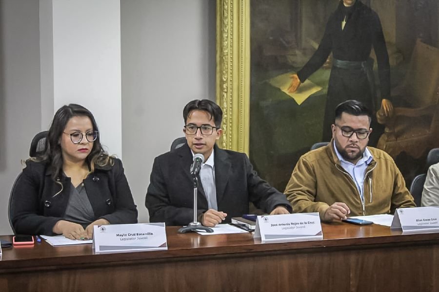 Emite Contraloría Convocatoria para el “Parlamento Juvenil 2023”