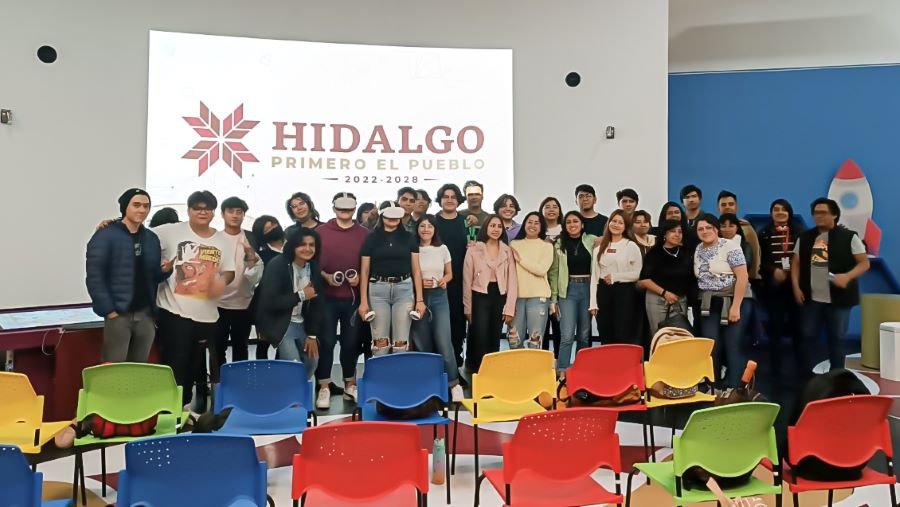 Imparte Centro de Cultura Digital taller de industria del entretenimiento