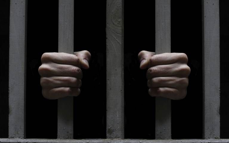 Obtiene FGR Sentencias de 11 Años de Prisión Contra Dos Personas Por Robo de Autotransporte Federal