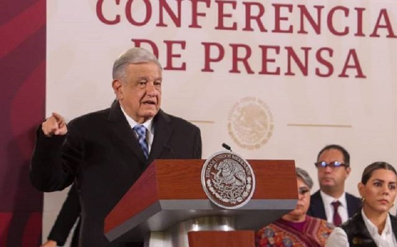 “Pronto, muy pronto pondremos de pie al bello puerto de Acapulco”: Andrés Manuel López Obrador