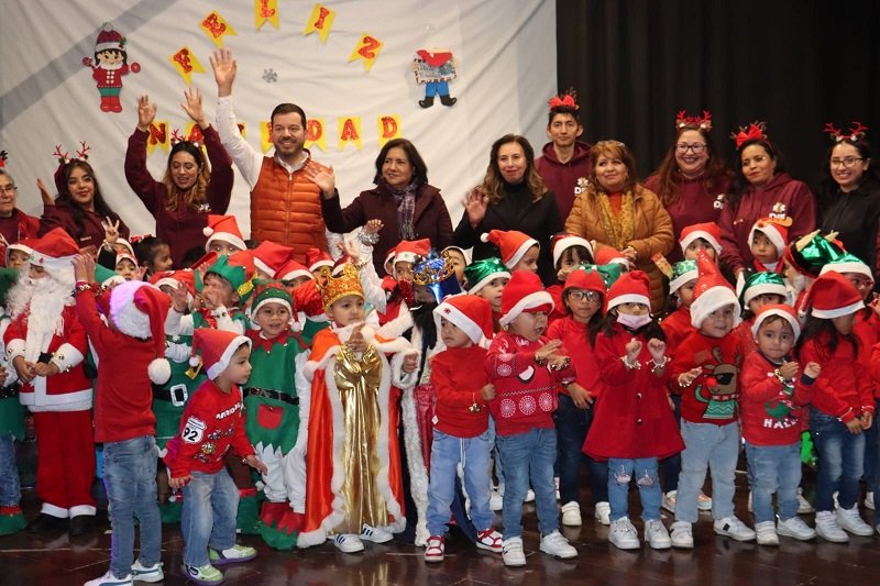 Centro de Atención Infantil (CAI) Bomberos Celebró Fiestas Navideñas en la Casa de los Adolescentes