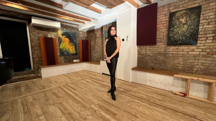 Egresada de UAEH Expone Trabajo Pictórico en Nueva York