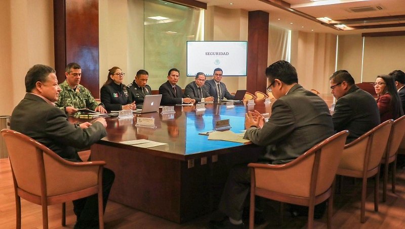 Julio Menchaca Tuvo Reunión de Seguridad con la FGR, GN, Ejército Mexicano y PGJEH