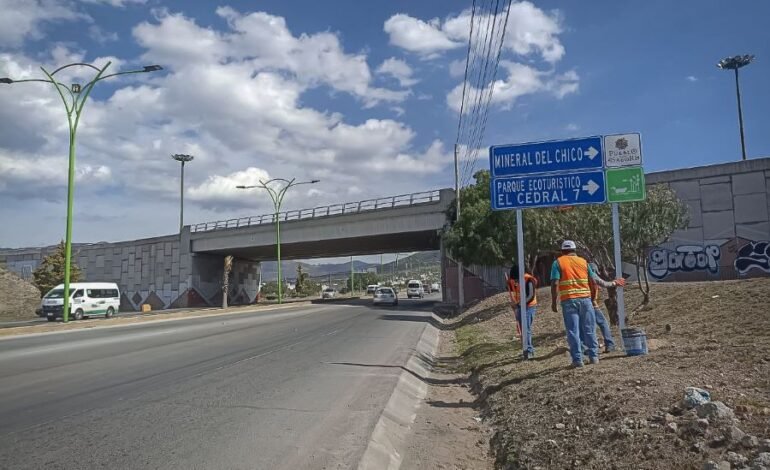 Entregan Señalética Turística en 31 Municipios Hidalguenses