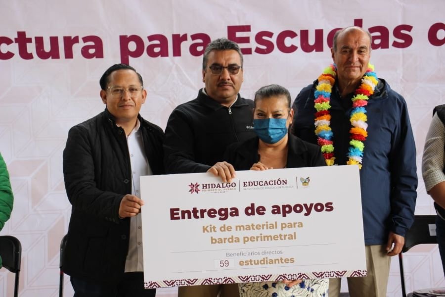Infraestructura y Apoyos Educativos en Todas Las Regiones de Hidalgo