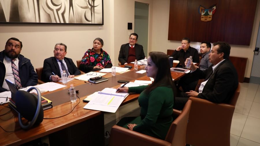 Sostiene Menchaca Salazar reunión de seguimiento en materia de salud