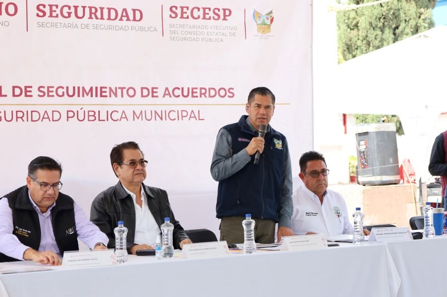 Santiago Tulantepec y Singuilucan Deben Presentar sus Expedientes de Portación de Arma
