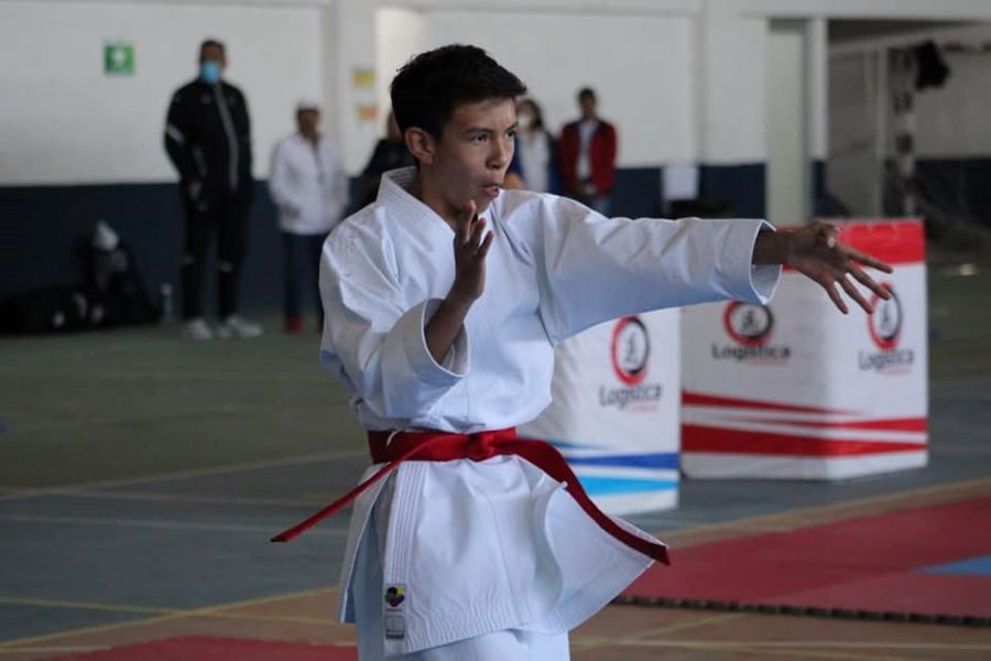 Hidalgo Continúa Con Su Proceso Estatal en Las Disciplinas de Básquetbol, Karate y Tenis de Mesa