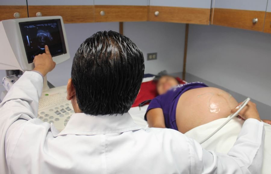 Recomienda SSH Acudir de Manera Oportuna y Periódica a Consultas de Atención Prenatal