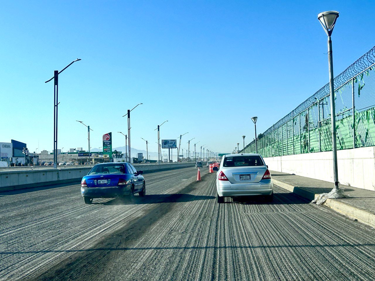 Continúan los Trabajos de la Reconstrucción Asfáltica y Rehabilitación del Río de las Avenidas