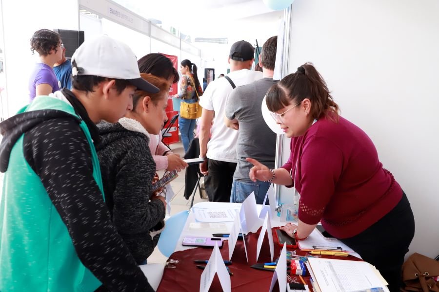 Feria Nacional del Empleo Vinculó a Mujeres Con Empresas Locales, Regionales y Nacionales