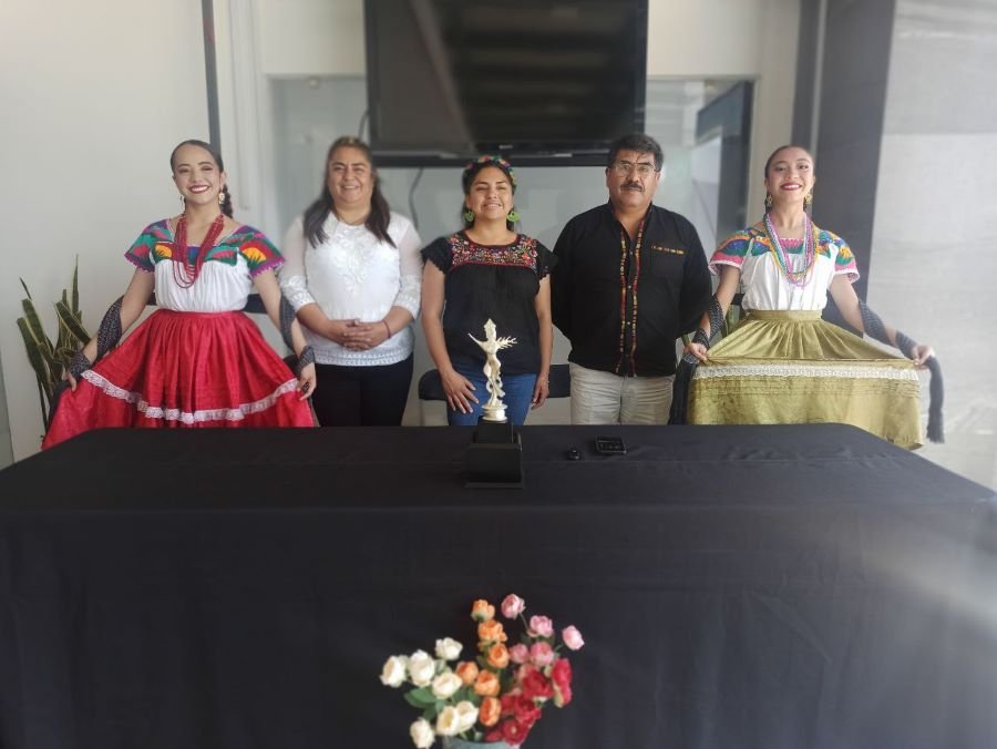 Hidalgo presente en el Concurso Nacional de Huapango en Querétaro