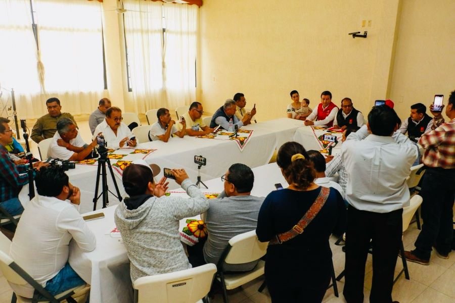 Dirigencia y Candidatos  del PT  al Senado Diputados Federales se Reúnen Con Medios De Comunicación