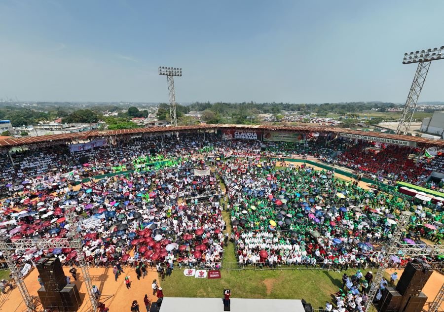 Más de 100 Mil Personas Muestran Su Apoyo a Claudia Sheinbaum en Campeche, Tabasco y Veracruz Rumbo a La Presidencia de México