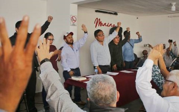 Militantes de Morena Piden la Destitución de Marco Antonio Rico y Cambio de Cesar Cravioto