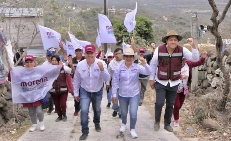 Se Reúne Alma Elías Con Cantereros y Emprendedores