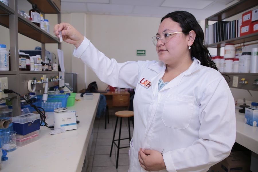 Alumna Doctorante  Busca Prevenir Cáncer A Partir Del Uso de Truchas