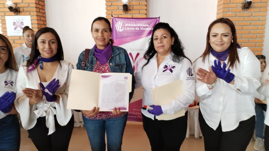 Candidatura de Morena a la Presidencia de Epazoyucan Firma Compromiso Violeta