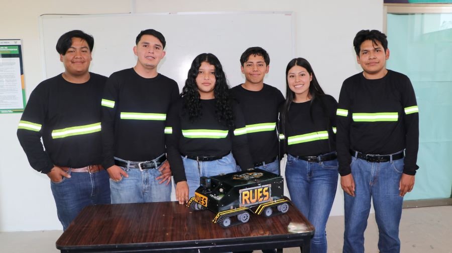 Estudiantes de la UTMZ presentan propuestas para modernizar procesos industriales