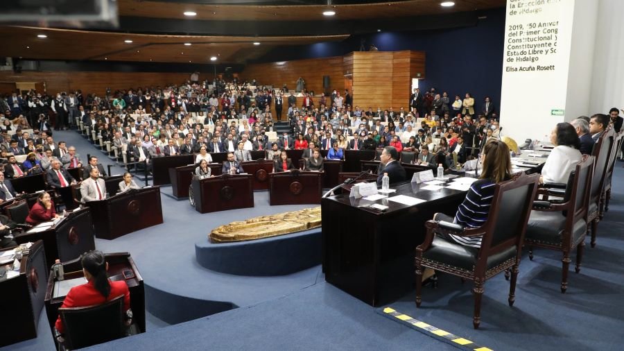 Avalan Diputados Iniciativa del Poder Ejecutivo a Favor de Las Mujeres
