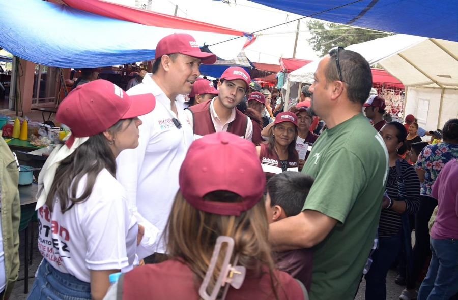 REITERA CRISTHIAN MARTÍNEZ COMPROMISO CON COMERCIANTES DE TULA