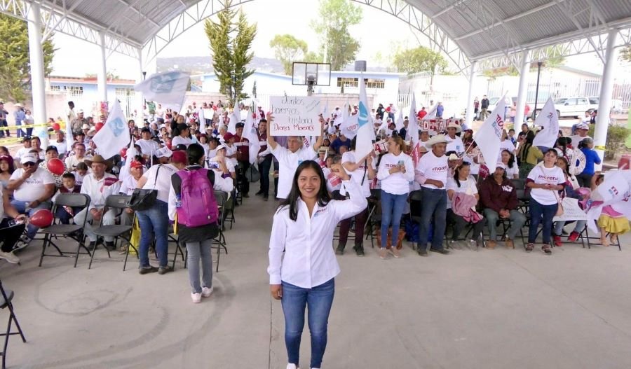 Acompaña Alma Elías Cierres de Campaña En Nopala y Chapantongo