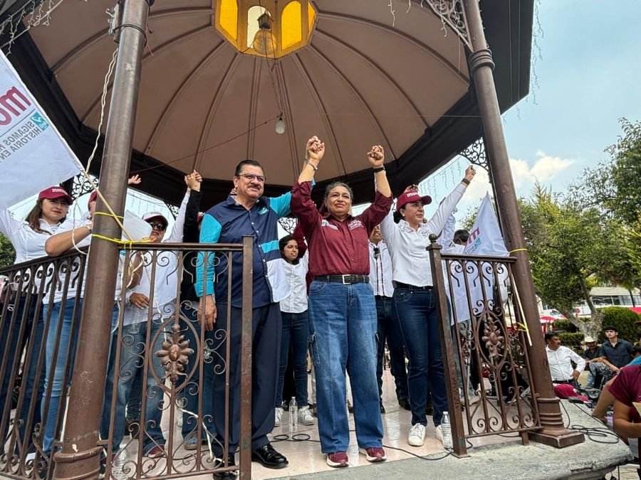 Apan Debe Recobrar Su Grandeza: Zorayda Robles