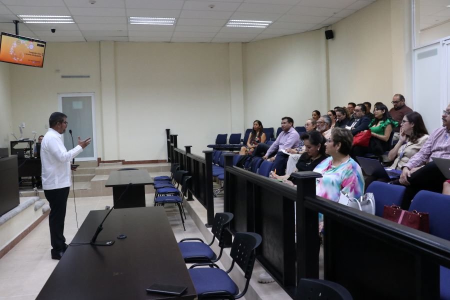 Capacitan a juzgadoras y juzgadores de Hidalgo en lenguaje ciudadano