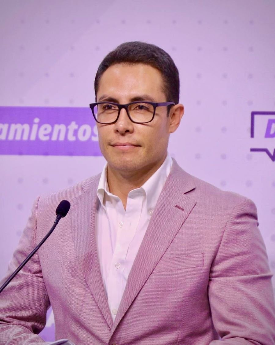 Encuesta da triunfo a Jorge Reyes en debate