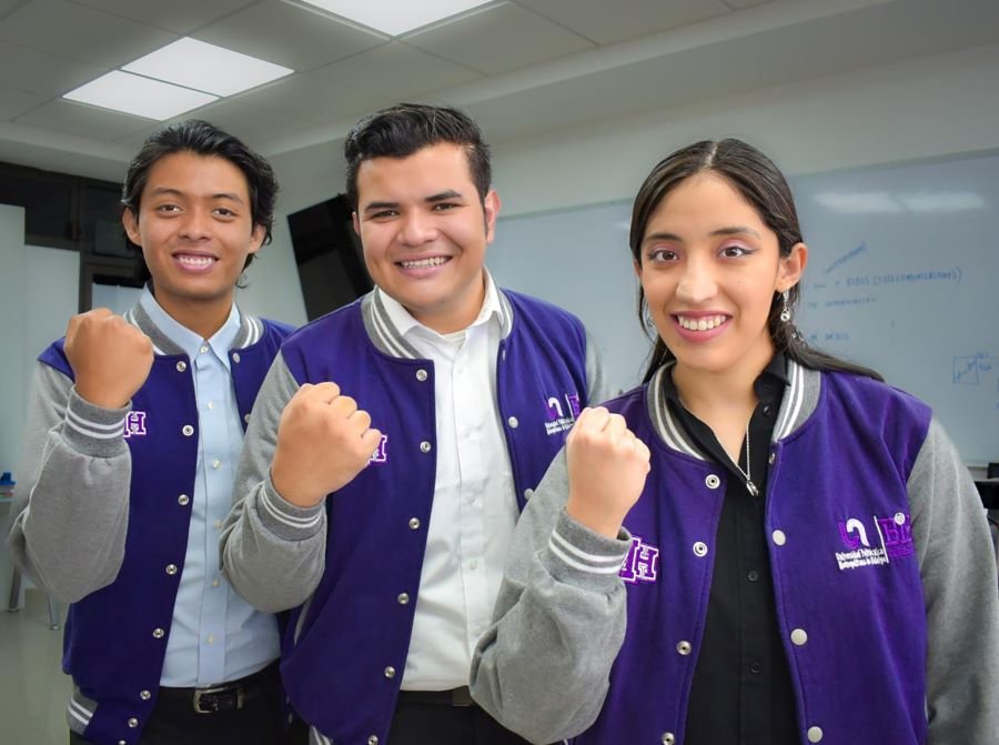 Estudiantes de UPMH ganaron tercer lugar en competencia mundial de Huawei