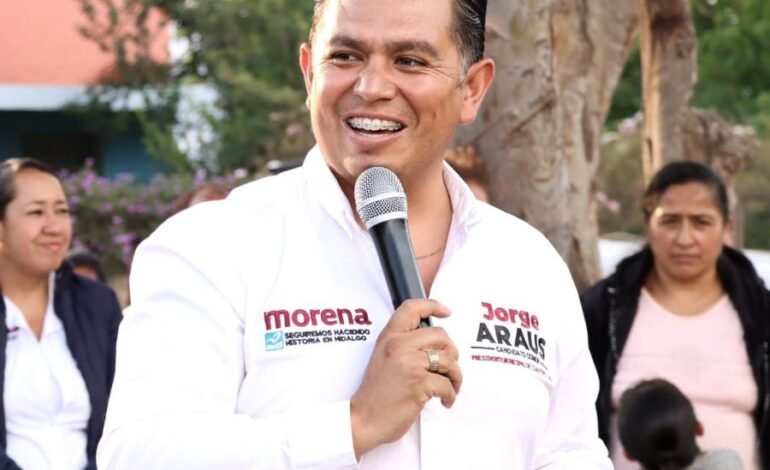 Exhibe Jorge Araus las malas condiciones de la Unidad Deportiva de Cuautepec