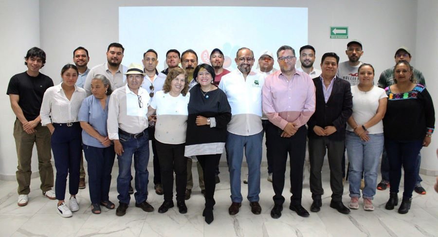 Firma Secturh convenio con Tecuani para fortalecimiento