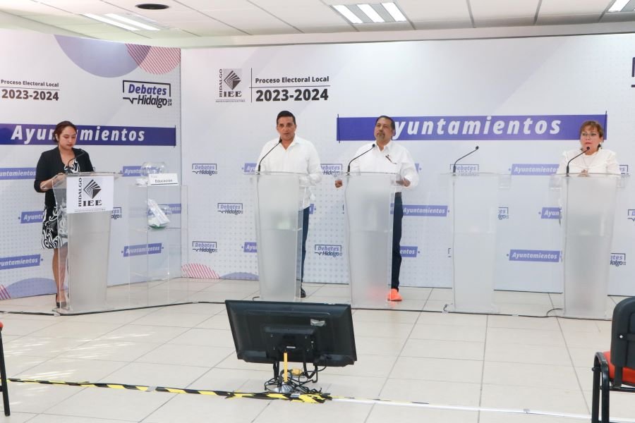 IEEH realiza debates de los Ayuntamientos de Nicolás Flores, Pisaflores y Chapulhuacán