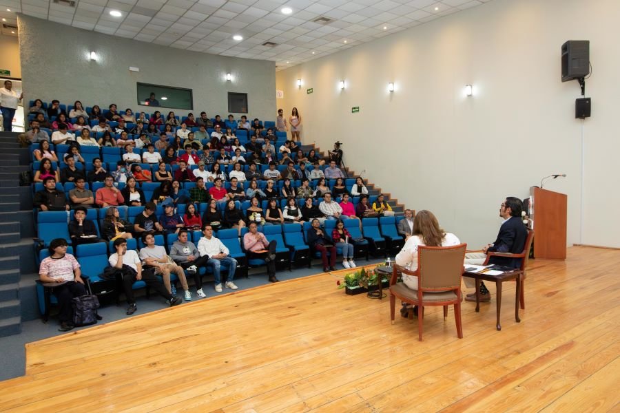 IEEH sostiene encuentro con estudiantes del ICSHu sobre particularidades y retos de las Elecciones Hidalgo 2024