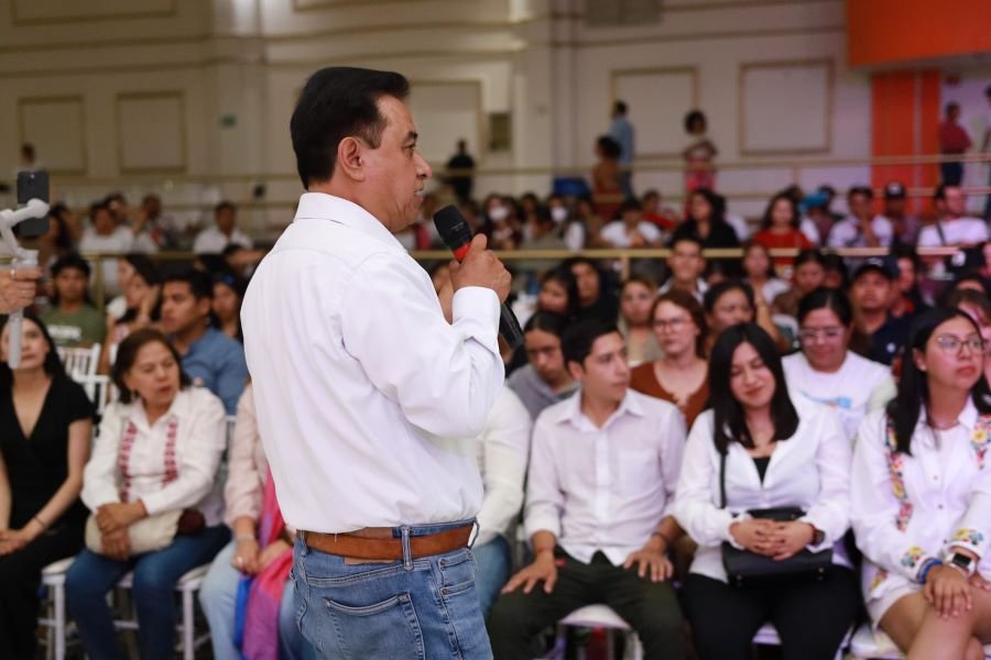 Jóvenes Tienen En Sus Manos La Decisión de Transformar Pachuca: Andrés Velázquez