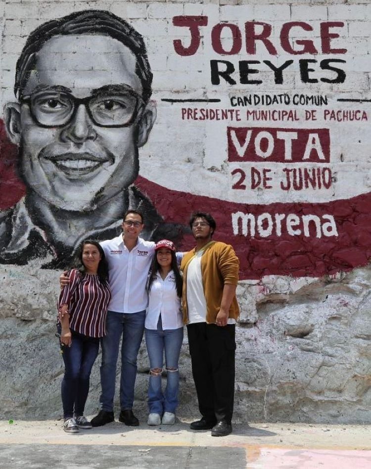 Jóvenes Realizan Mural En Apoyo a Jorge Reyes